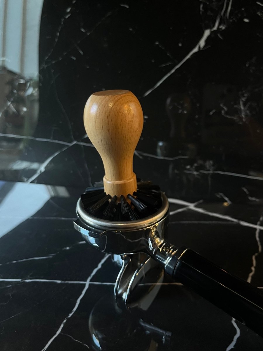 Cleaning Brush for portafilter - Café Liégeois