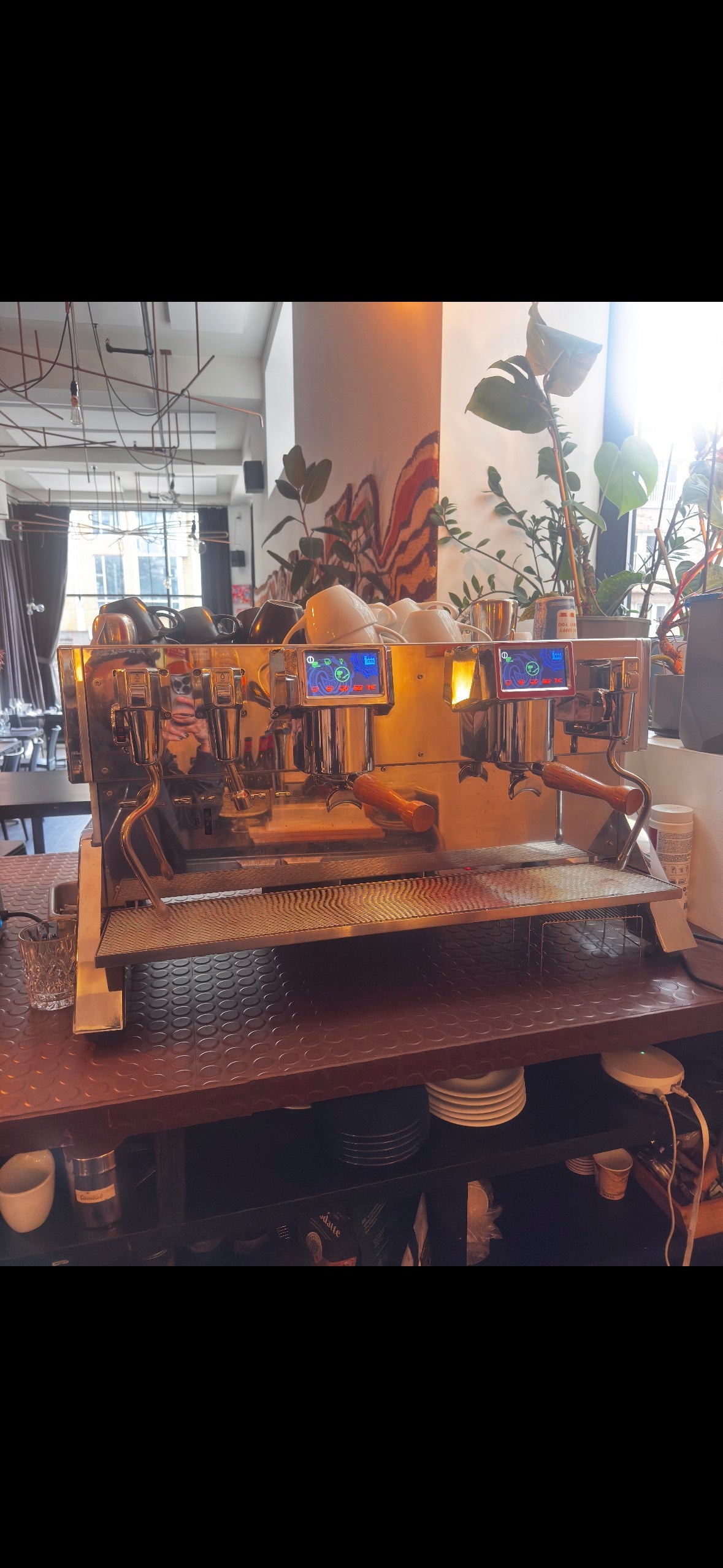 Elektra - Indie 2 groupes + nitro cold brew (Second hand)
