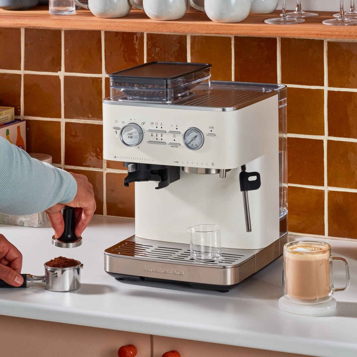 KitchenAid - Semi Automatic Espresso Machine with Burr Grinder - Café Liégeois