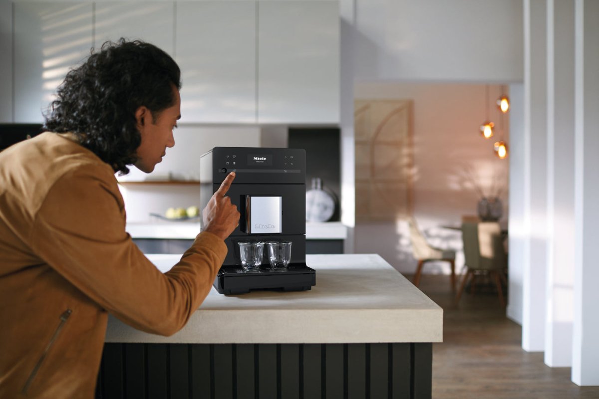 MIELE CM5310 SILENCE COFFEE MACHINE OBSIDIAN Black