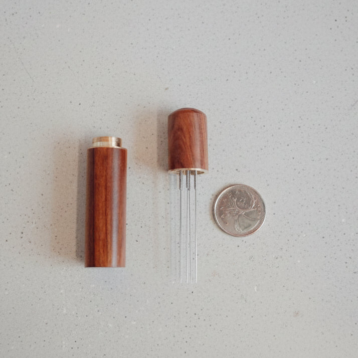 Needle distribution tool - Café Liégeois Canada Inc.